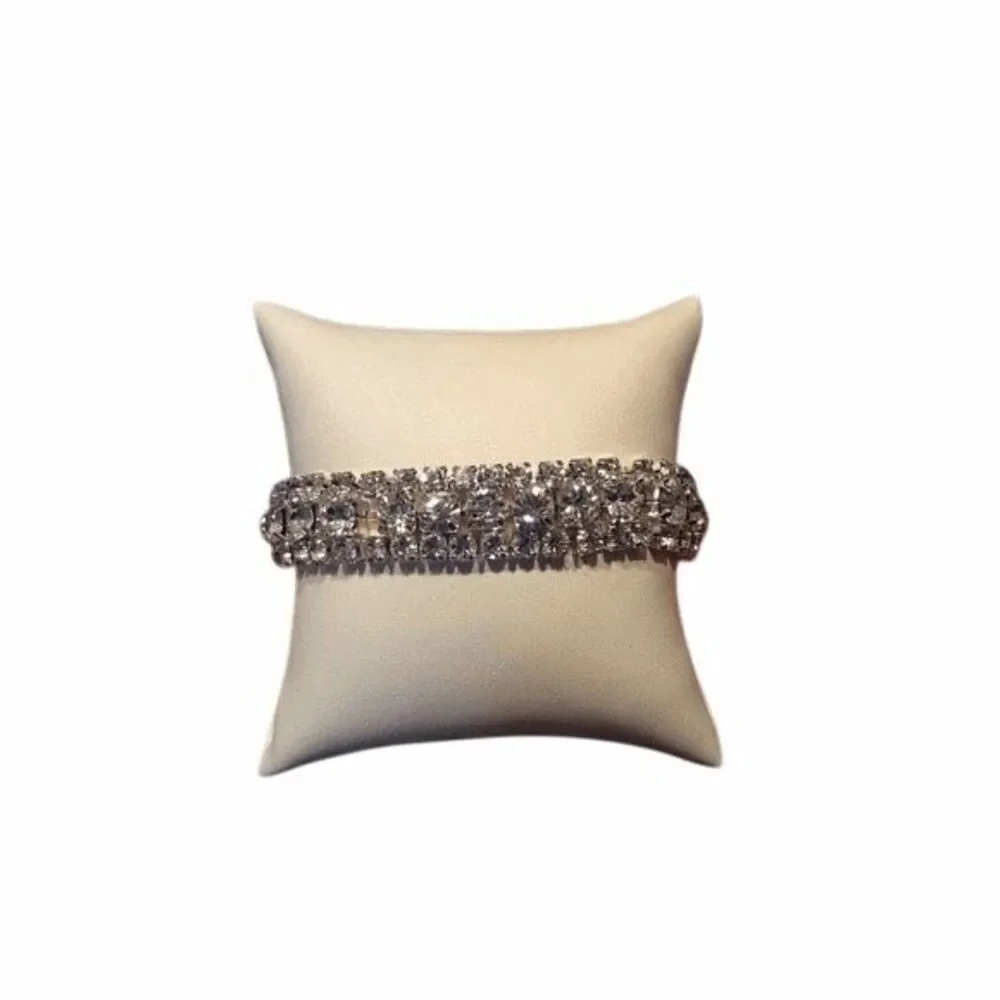 Boutique Rhinestone Stretchy Bracelet